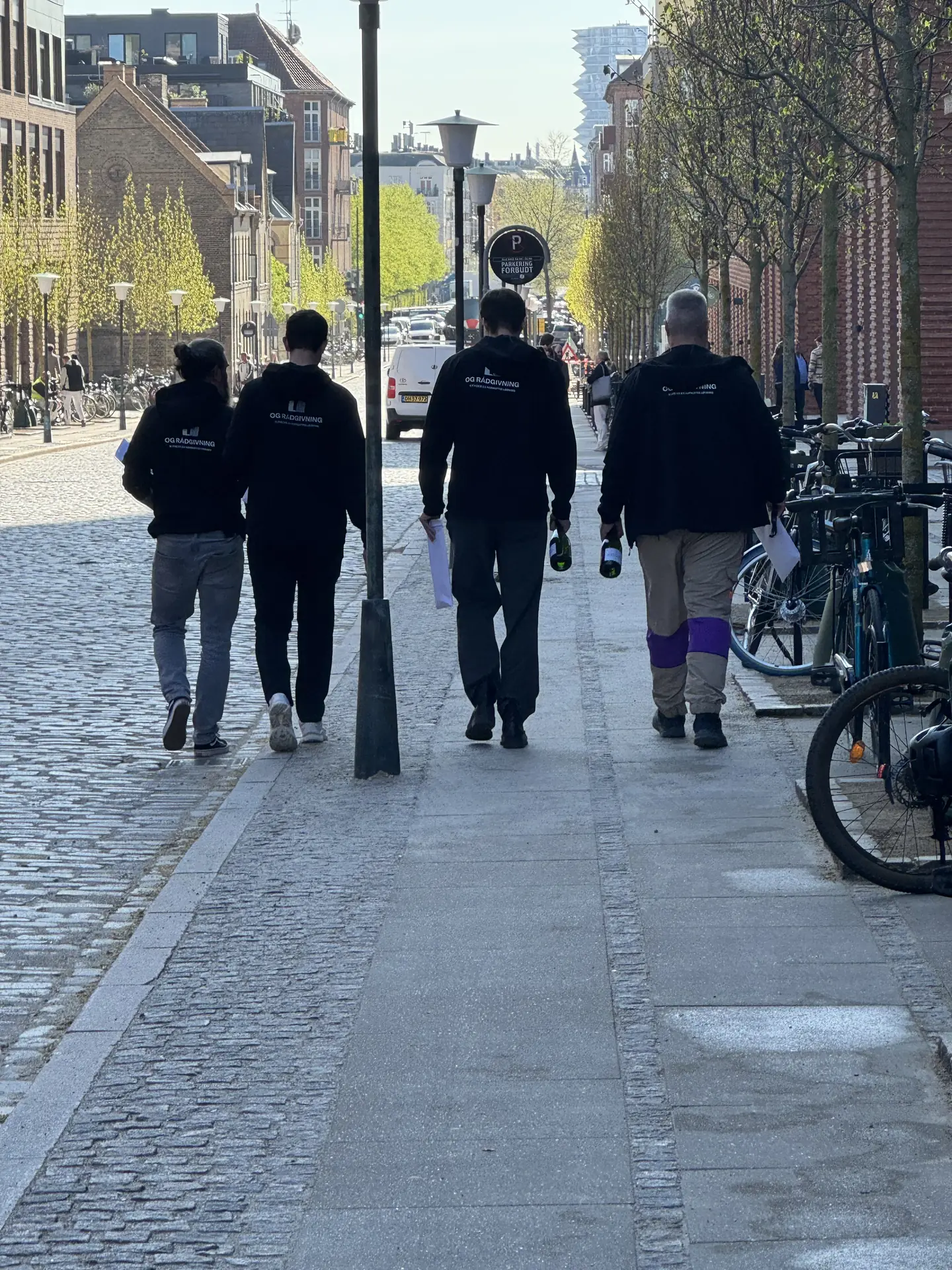 OG Rådgivning på vej til bygningsgennemgang